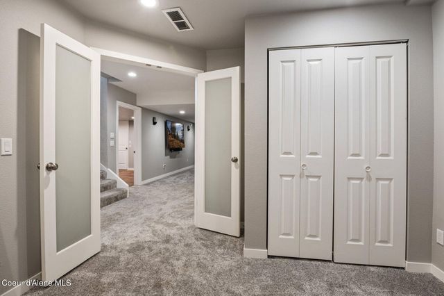 450 E MILES AVE, Hayden, ID 83835