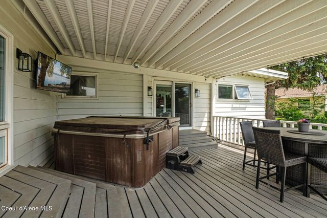 450 E MILES AVE, Hayden, ID 83835