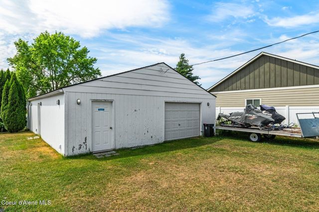 450 E MILES AVE, Hayden, ID 83835