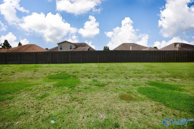 141 Slade Thomas Drive, Meridianville, AL 35759