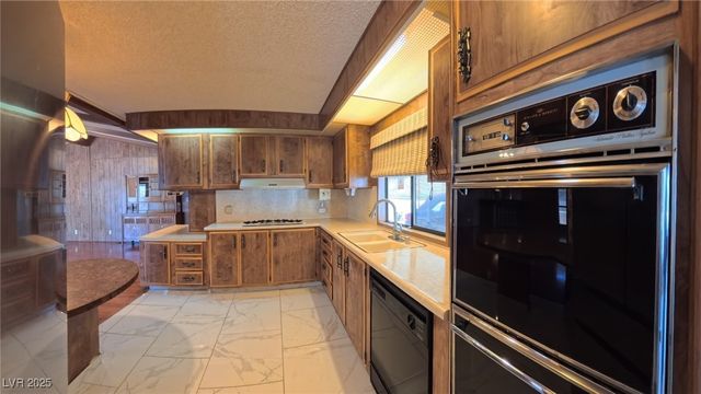 5541 Tres Piedras Road, Las Vegas, NV 89122