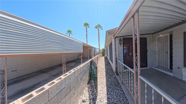 5541 Tres Piedras Road, Las Vegas, NV 89122