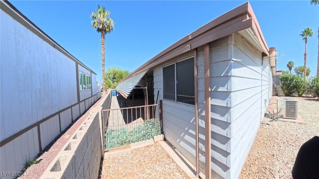 5541 Tres Piedras Road, Las Vegas, NV 89122