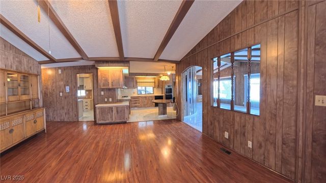 5541 Tres Piedras Road, Las Vegas, NV 89122