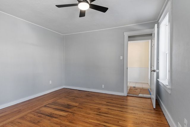 88 Baker St, Gardner, MA 01440