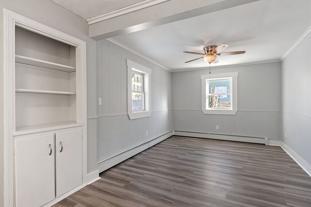 88 Baker St, Gardner, MA 01440