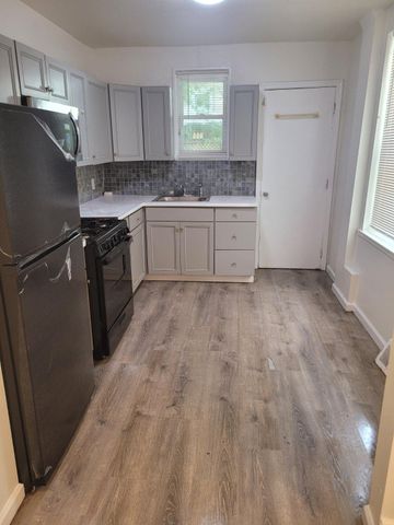 2334 N GRATZ ST, Philadelphia, PA 19132