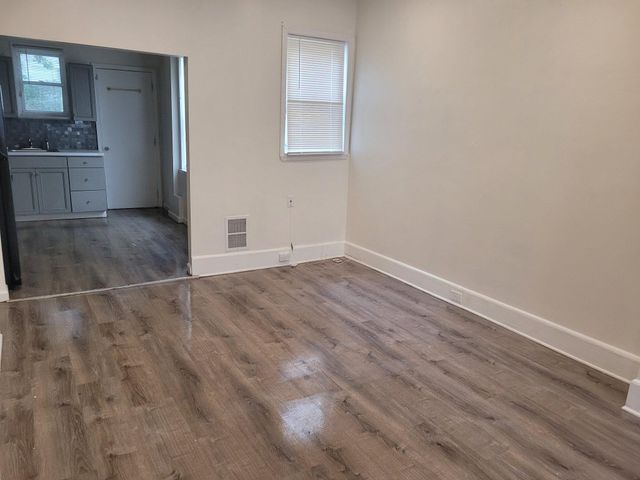 2334 N GRATZ ST, Philadelphia, PA 19132