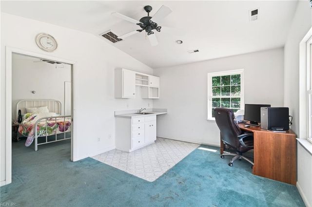 216 Deerfield BLVD, Hampton, VA 23666