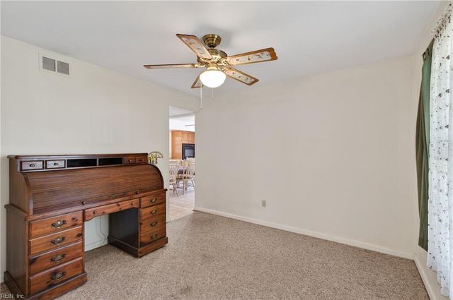 216 Deerfield BLVD, Hampton, VA 23666