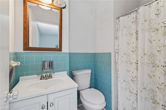 216 Deerfield BLVD, Hampton, VA 23666