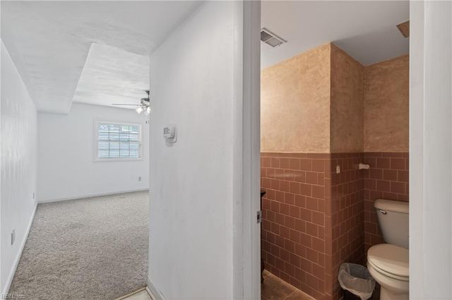 216 Deerfield BLVD, Hampton, VA 23666