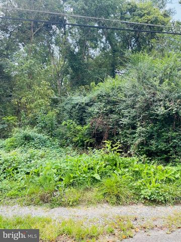 1701 LEE RD, Fort Washington, MD 20744