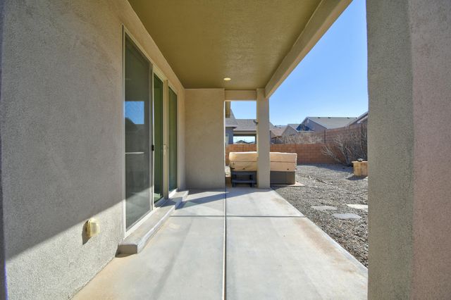 4381 Golden Eagle Loop NE, Rio Rancho, NM 87144