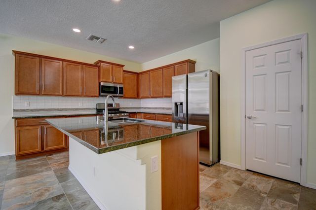 4381 Golden Eagle Loop NE, Rio Rancho, NM 87144