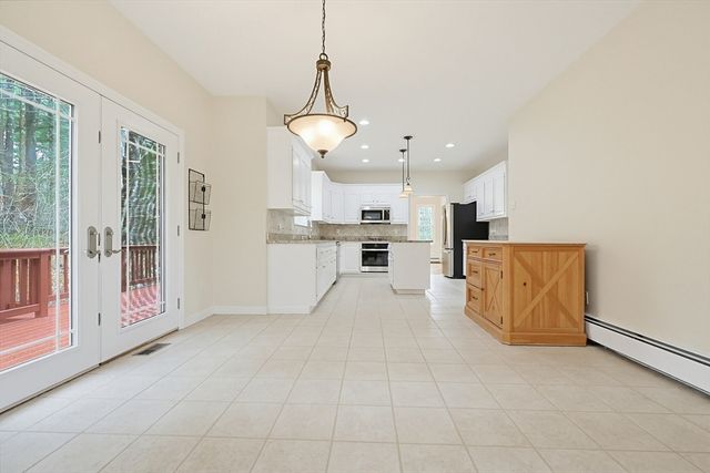 9 Hunter Lane, Medway, MA 02053