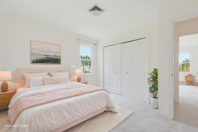 9 Hunter Lane, Medway, MA 02053