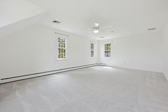 9 Hunter Lane, Medway, MA 02053