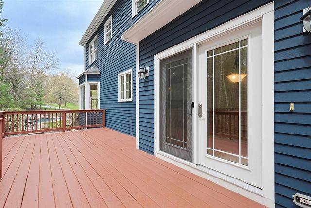 9 Hunter Lane, Medway, MA 02053