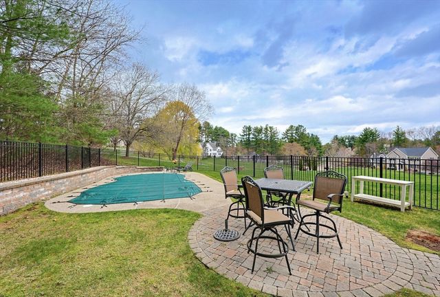 9 Hunter Lane, Medway, MA 02053