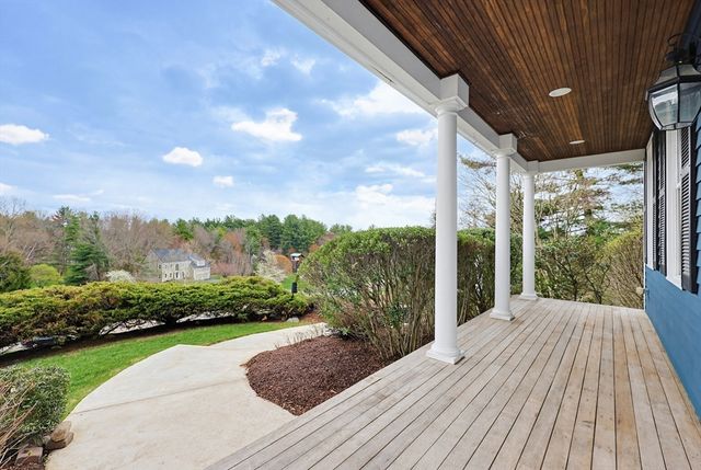 9 Hunter Lane, Medway, MA 02053