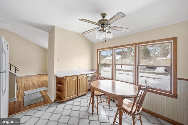 32 ARGYLE RD, Newark, DE 19713