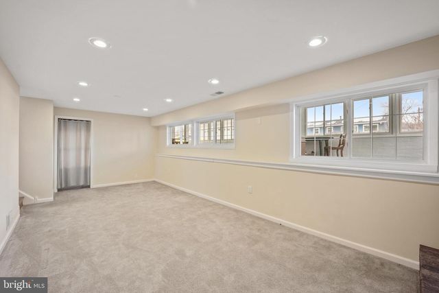 32 ARGYLE RD, Newark, DE 19713