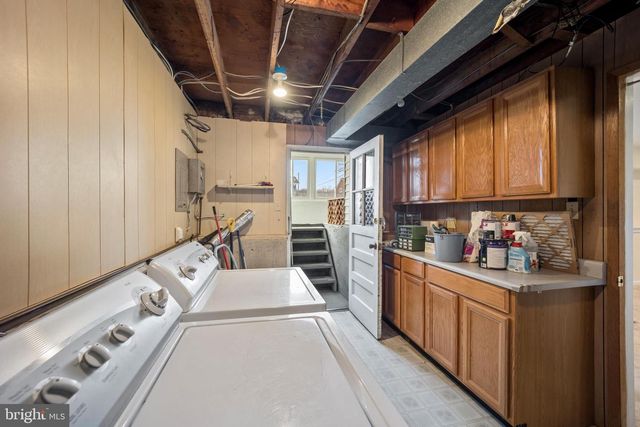 32 ARGYLE RD, Newark, DE 19713