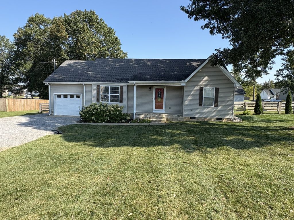 155 Landon Ln, Lewisburg, TN 37091