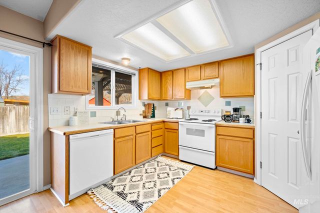 6530 W. Parapet Dr, Boise, ID 83714