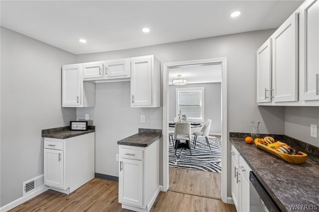 148 68th Street, Niagara Falls, NY 14304