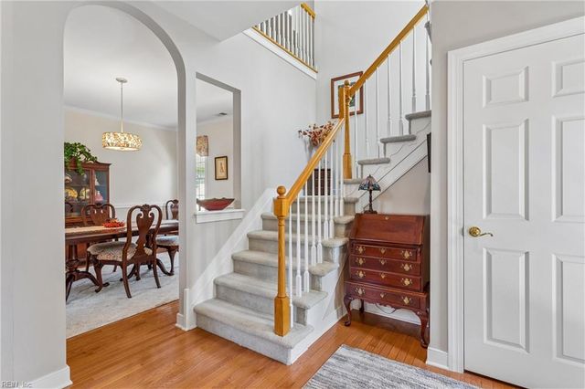 205 Shaindel DR, Williamsburg, VA 23185
