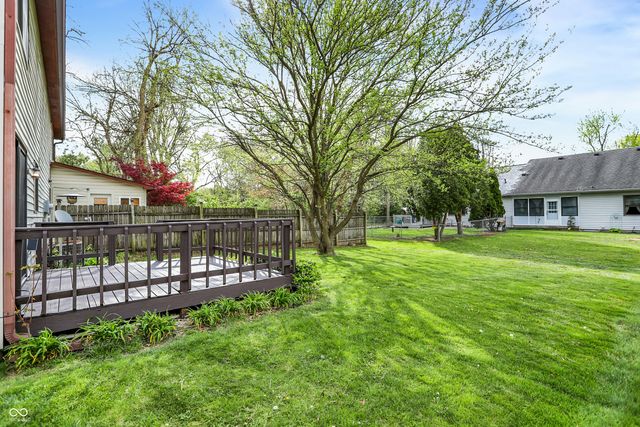 243 E County Line Road, Greenwood, IN 46143