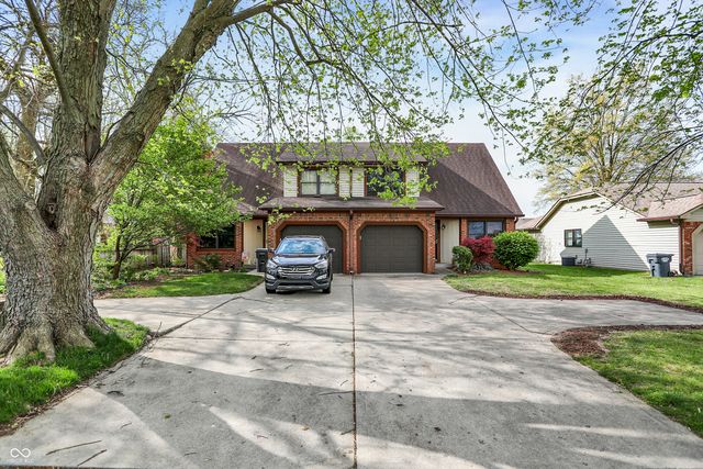 243 E County Line Road, Greenwood, IN 46143