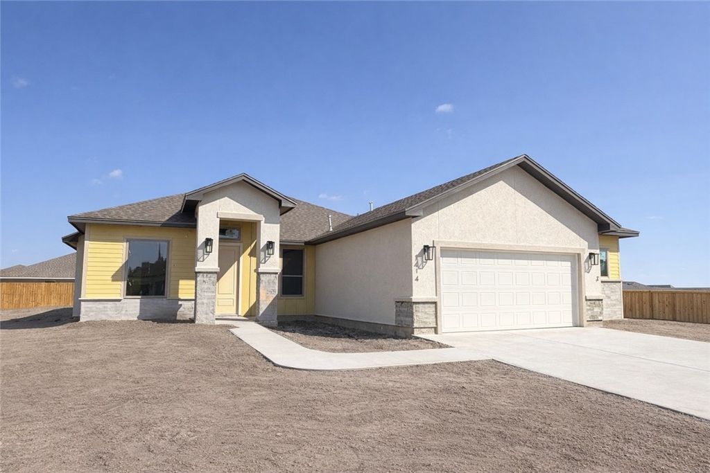 1414 Chloe Cay St, Corpus Christi, TX 78415