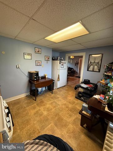 217 WHITE, Linwood, PA 19061