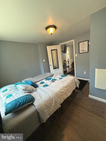 217 WHITE, Linwood, PA 19061
