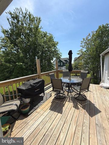 217 WHITE, Linwood, PA 19061