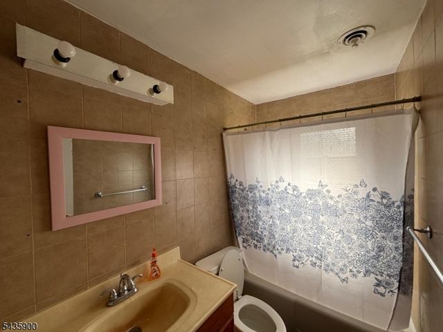 30 Judson 8A, Edison Twp., NJ 08837