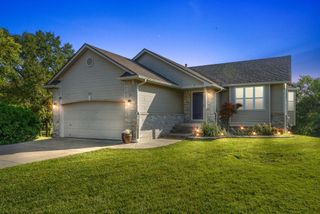 858 S Bedford Ct, Wichita, KS 67207