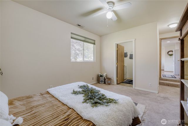 401 Hemlock Court, Sultan, WA 98294