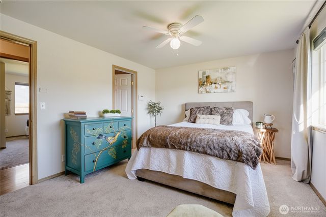 401 Hemlock Court, Sultan, WA 98294