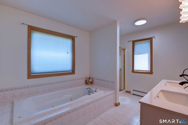 20 Ridgeview Crossing, Newington, CT 06111