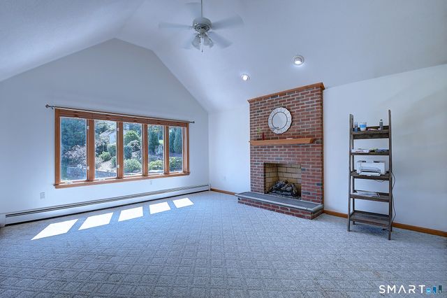 20 Ridgeview Crossing, Newington, CT 06111