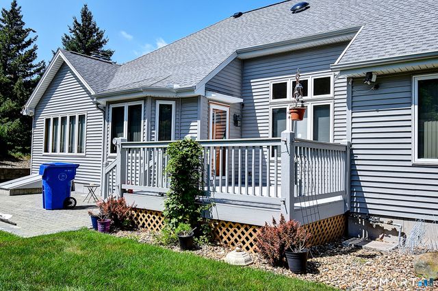 20 Ridgeview Crossing, Newington, CT 06111
