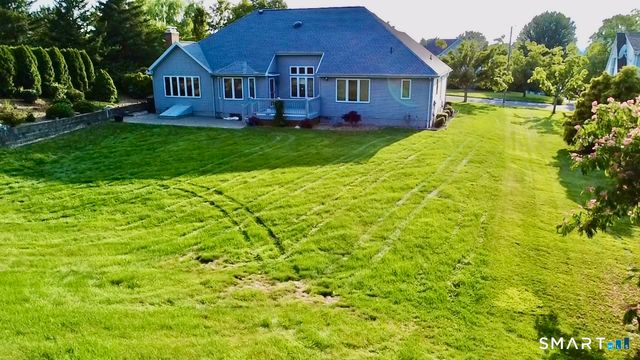 20 Ridgeview Crossing, Newington, CT 06111