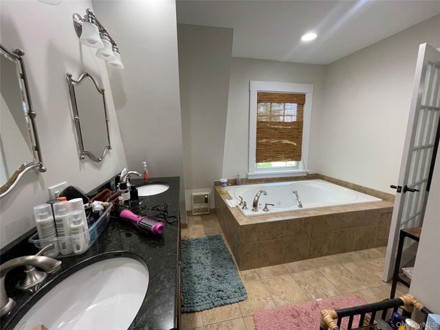 38 Gedney Park Drive, White Plains, NY 10605