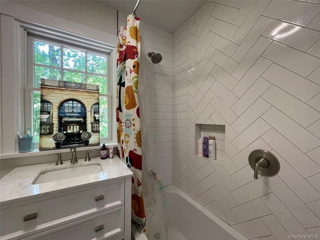 38 Gedney Park Drive, White Plains, NY 10605
