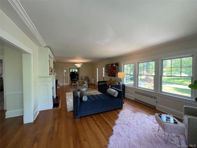 38 Gedney Park Drive, White Plains, NY 10605