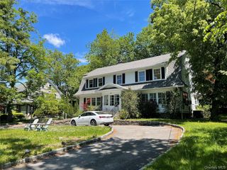 38 Gedney Park Drive, White Plains, NY 10605